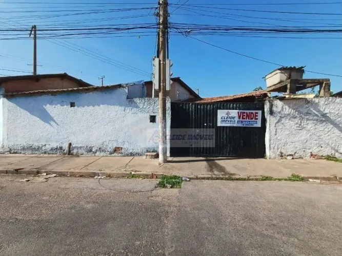 Terreno Rua Macabu, esquina Rua 7 de Janeiro, enfrente Campinho