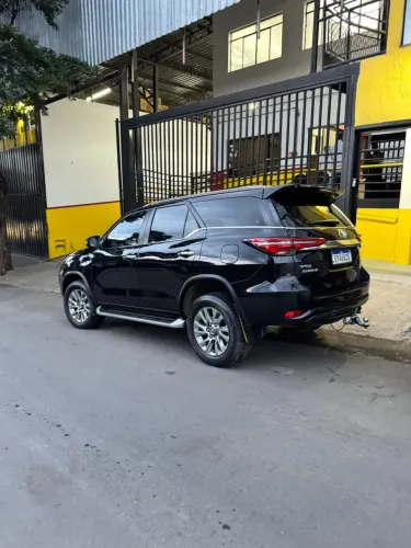 Toyota Hilux SW4 SRX 4X4 2.8 TDI 16V Dies. Aut. 2024