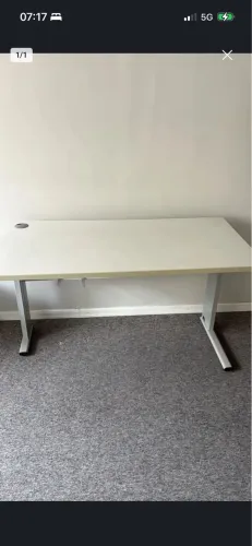 Mesa de escritório grande sem frete