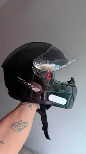 CAPACETE NOVO USADO 2x