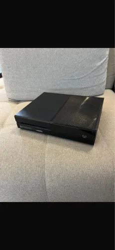 Xbox one + jogos e controle
