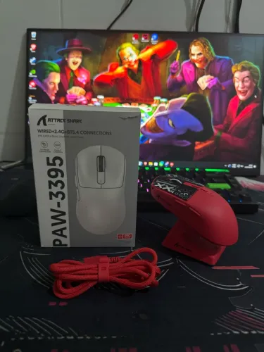 Mouse Gamer Sem Fio Attack Shark X3 PAW-3395 (com Dock e Grip Tape) - Vermelho