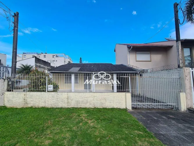 Casa com 6 dormitórios para alugar, 180 m² por R$ 1.350,00/dia - Centro - Guaratuba/PR