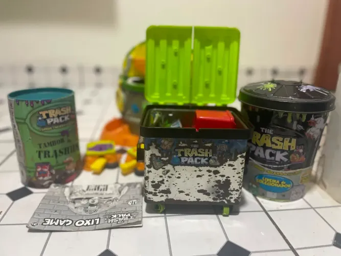 Playset the trash pack
