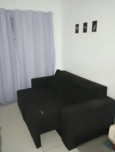 Sofá retrátil preto 3 lugares