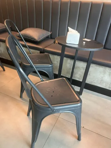 20 Cadeiras Estilo Tolix Preta Industrial para Restaurante Cafeteria