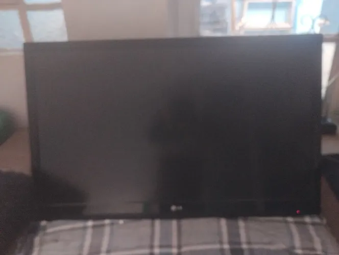 Vendo 4 tvs pra conserto 