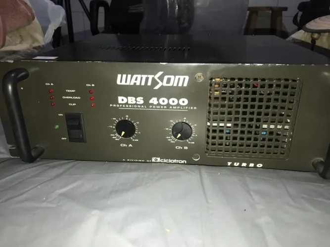Amplificador WattSom
