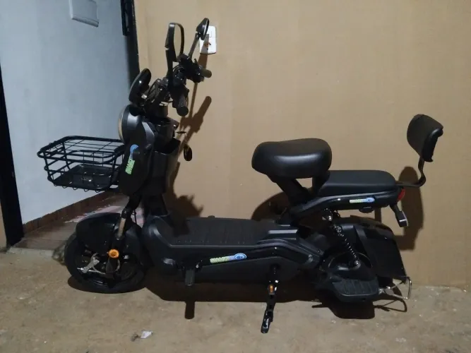 Scooter elétrica smart wheel