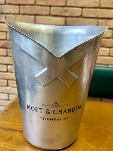 Balde de alumínio fundido moet & chandon 