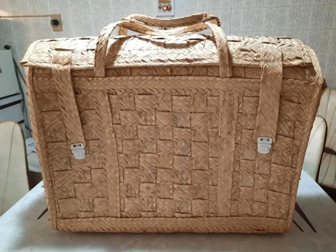 Bolsa Maleta de Palha Ecológica moda praia e piscina. Vintage. 
