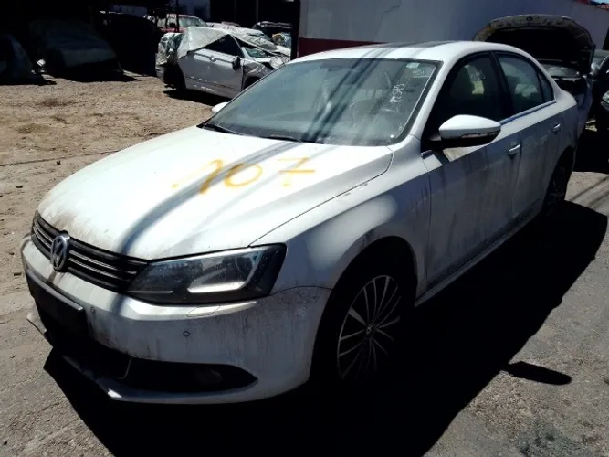 Sucata Jetta 2.0 T 2014 Para Retirada De Peças