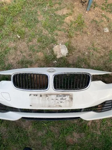 Parachoque Dianteiro BMW 320i 328i 335i - 2011 à 2018 (F30)