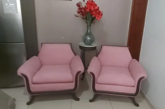 Antigo Conjunto de Poltronas Estilo Inglês Regence  Luiz XV