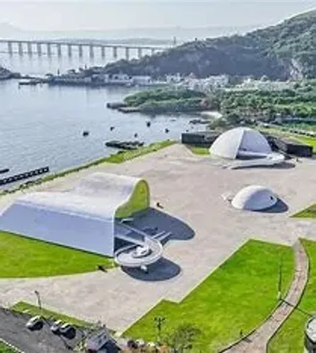 Apartamento na planta em frente ao Caminho Niemeyer, 1 quarto, varanda