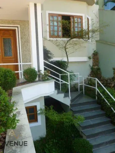 Sobrado com 3 dormitórios à venda, 272 m² por R$ 1.272.000,00 - Jardim Virginia Bianca - S