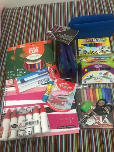 kit escolar