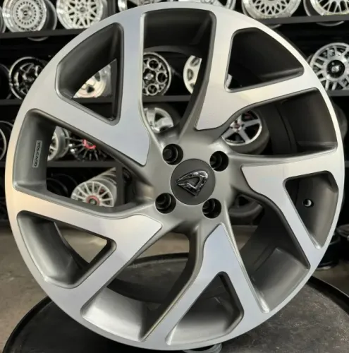 rodas Velar Grafite aro 18  tala 6