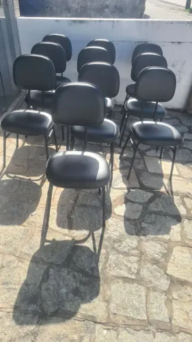 Cadeira fixa estofada escritório 