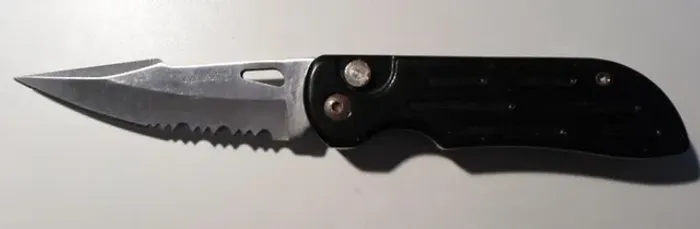 Canivete Automático Preto