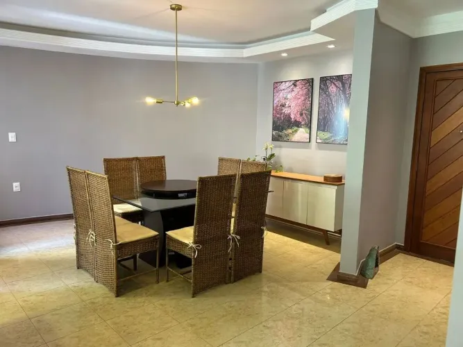 Apartamento à venda no Edifício Esmeralda