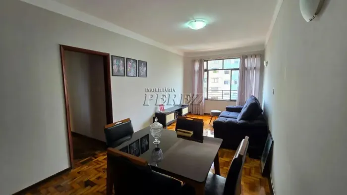 Apartamento à venda no Edifício Santa Helena no Calçadão de Londrina