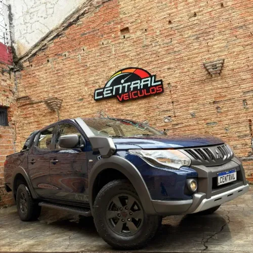 L200 Triton Savana GL 2.4 Diesel 4WD AT 2021/2022