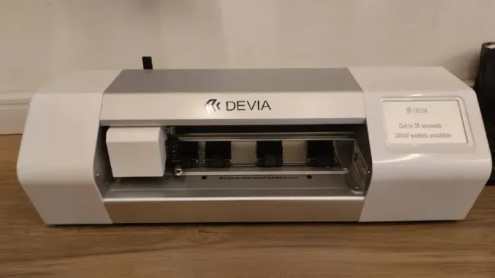 MAQUINA CORTADORA DE PELICULA DEVIA