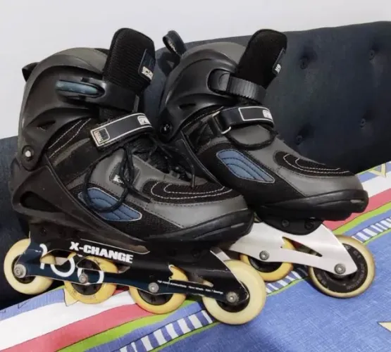 Patins 43 + Acessório de proteção. 