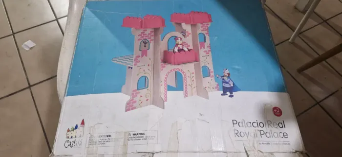 Castelo Palácio Real - Brinquedo Infantil de montar feito em papelão resistente 