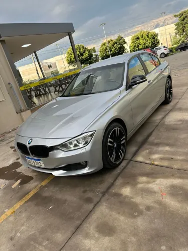 BMW 320i 2014