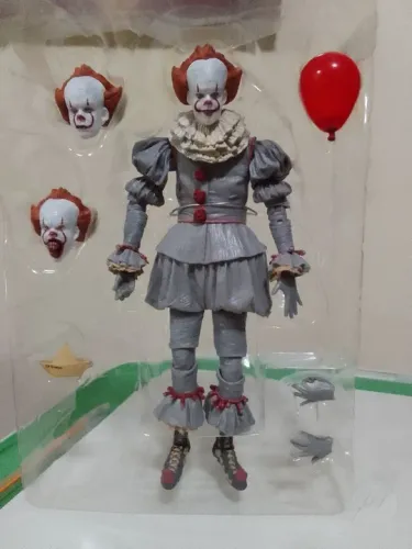 Palhaço Pennywise  - Stephen King.