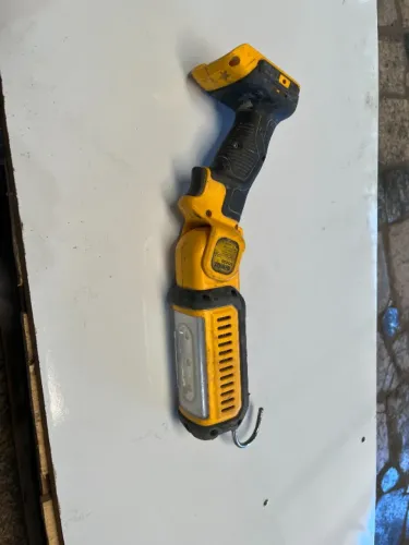 Lanterna LED Dewalt DCL050, 18V. TYPE 2