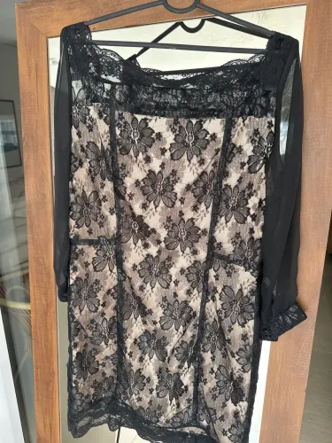 vestido de renda preta com forro nude H&M TAM 40