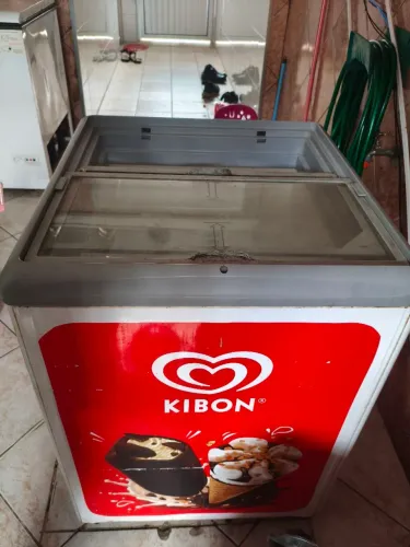Vende-se freezer expositor