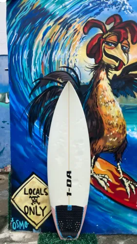 Prancha de Surf Seminova 5.7 do Jadson André