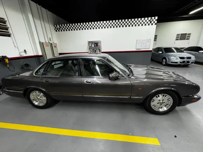 Jaguar XJ-6 XJ-6 1995
