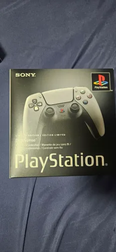 Controle PS5 God Of War, 30 anos, Ghost of Yotei, The last of Us