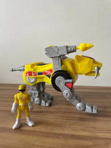 Imaginext power rangers zord dente de sabre