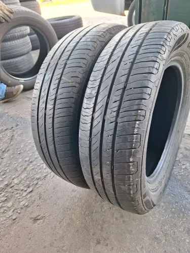 Pneus 185 65 15 Continental (meia-vida)