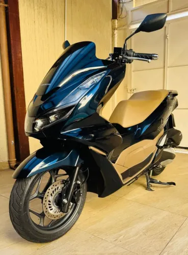 Vendo moto Honda PCX 2025