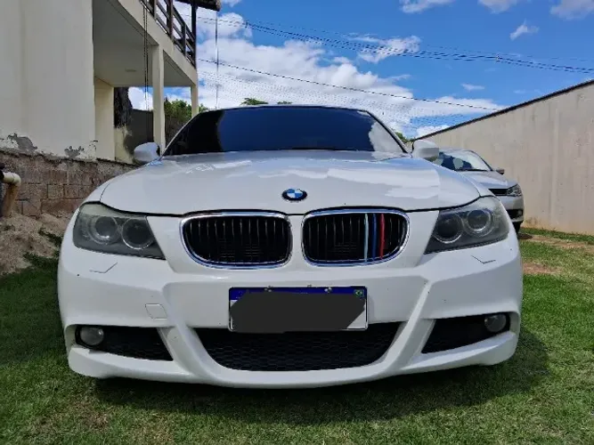 BMW 318I A 2.0 16V 136cv 5P 2012