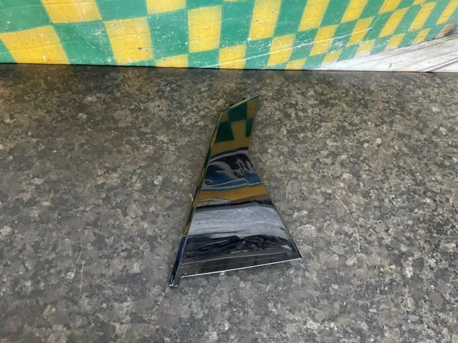 Acabamento externo porta traseira direita Honda civic g10 black piano 