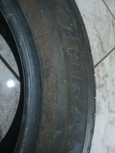 Pneu 205\55\16 semi novo.