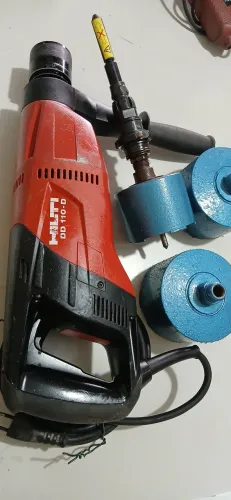 Perfurador de concreto Hilti DD 110-D