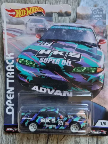 Hot Wheels Premium - Nissan Skyline GT-R R32 HKS
