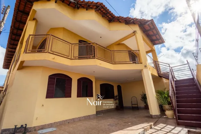 Metropolitana - Casa com 4 quartos, escriturada.