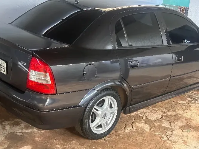 Chevrolet Astra Sedan 2.0/cd/ Expres.gls 2.0 8V 4P 2002