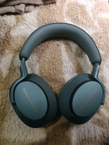 Fone de ouvido Bowers & Wilkins