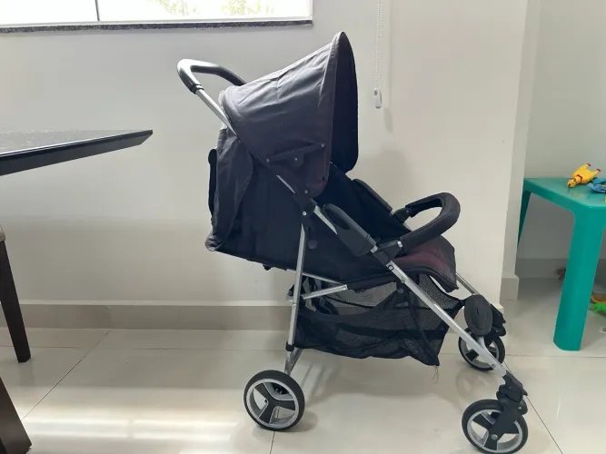Carrinho e bebê conforto Galzerano
